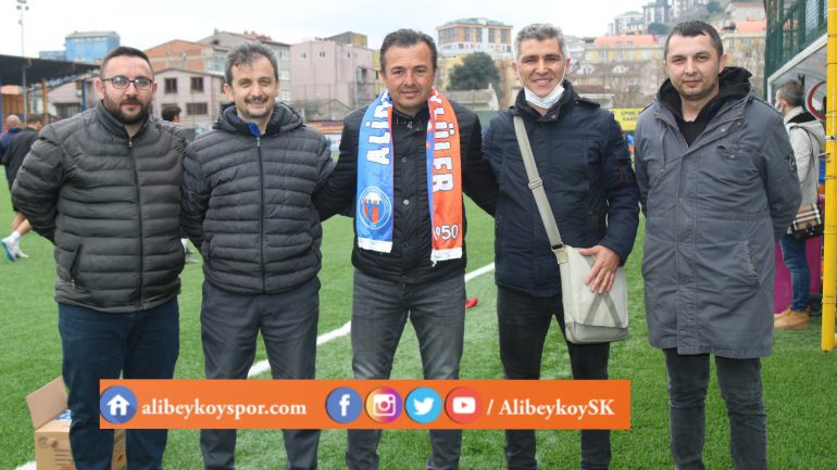 Alibeyköyspor taraftarı Zeki Ersoy’u unutmadı